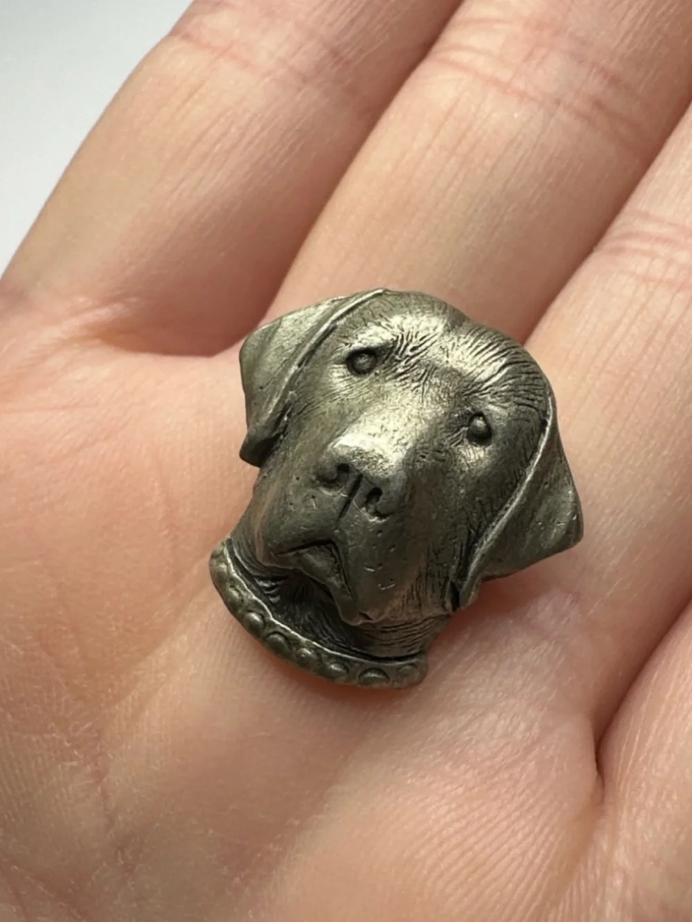 Pewter Labrador Lapel Pin Stamped TaT inc - Picture 8 of 8